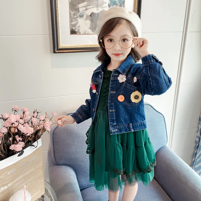 Spring New Children Outerwear Korean Kids Flower Decoration Cowboy Jackets for Girls Baby Fashion Short Jeans Boutique Outfits
Spring New Children Outerwear Korean Kids Flower Decoration Cowboy Jackets for Girls Baby Fashion Short Jeans Boutique Outfits