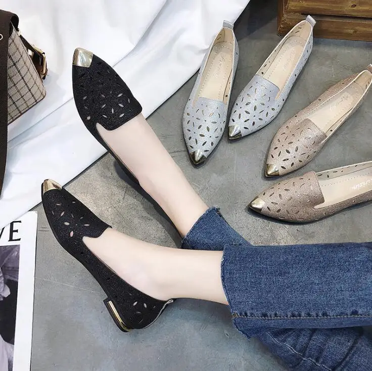 Metal Pointed Women Flats Sandals Summer Style Casual Hollow Solid Slip-On Flat Shoes Wild breathable Women Shoes Size 35-40
Metal Pointed Women Flats Sandals Summer Style Casual Hollow Solid Slip-On Flat Shoes Wild breathable Women Shoes Size 35-40