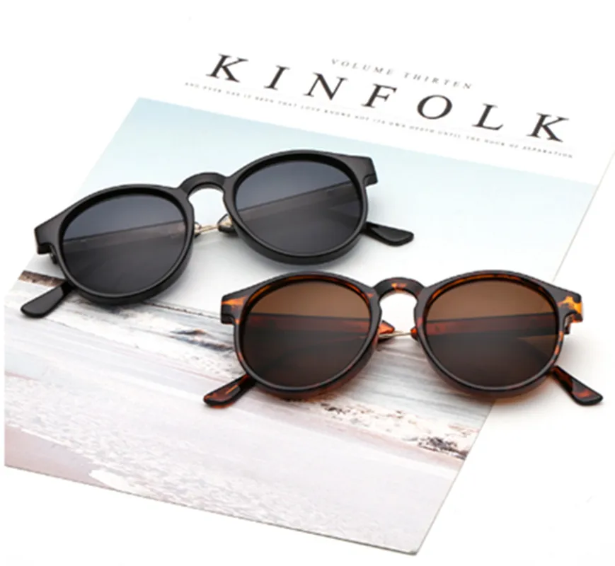 round sunglasses women men brand designer 2022 trending products Leopard transparent circle glasses oculos de sol feminino uv400
round sunglasses women men brand designer 2022 trending products Leopard transparent circle glasses oculos de sol feminino uv400