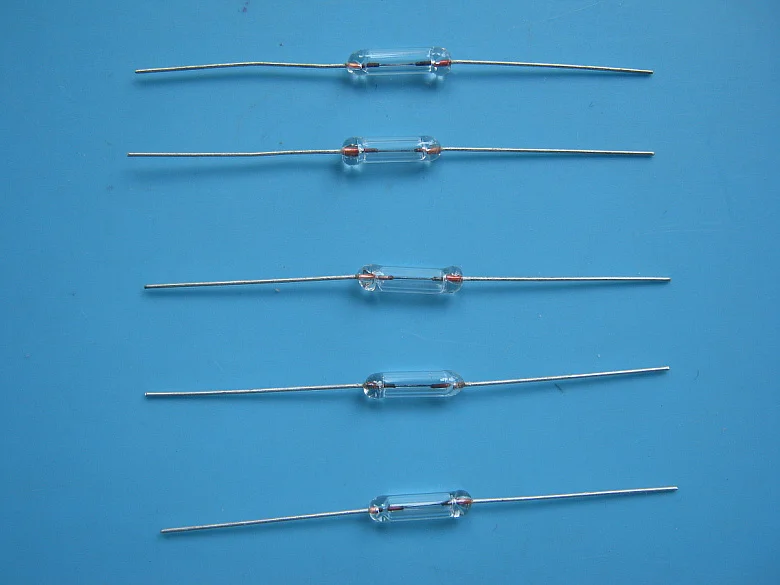 10pcs 3*10mm 2A 2000mA Axial fast glass fuse with lead wire 3*10 2A 2000mA free shipping
10pcs 3*10mm 2A 2000mA Axial fast glass fuse with lead wire 3*10 2A 2000mA free shipping