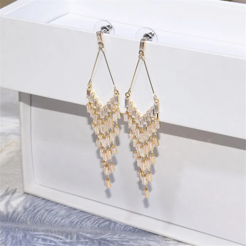 Luxurious Zircon Tassel Long Earrings For Women Wedding Party Korean Chic Geometric Fashion Jewelry Simple Earrings Fine Gifts
Luxurious Zircon Tassel Long Earrings For Women Wedding Party Korean Chic Geometric Fashion Jewelry Simple Earrings Fine Gifts
