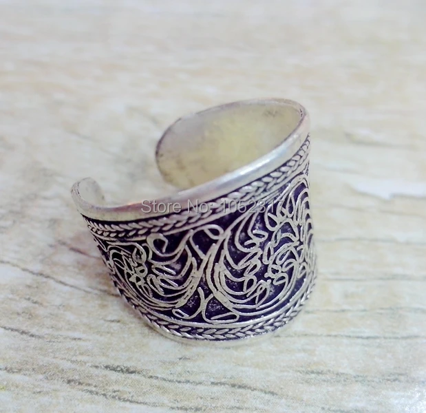 5Pcs/Lot Hot Sale Classic Special Tibet Silver Carved flower Silk Silvertone Finger Nepal Ring Lucky Rings Adjustable Unisex
5Pcs/Lot Hot Sale Classic Special Tibet Silver Carved flower Silk Silvertone Finger Nepal Ring Lucky Rings Adjustable Unisex
