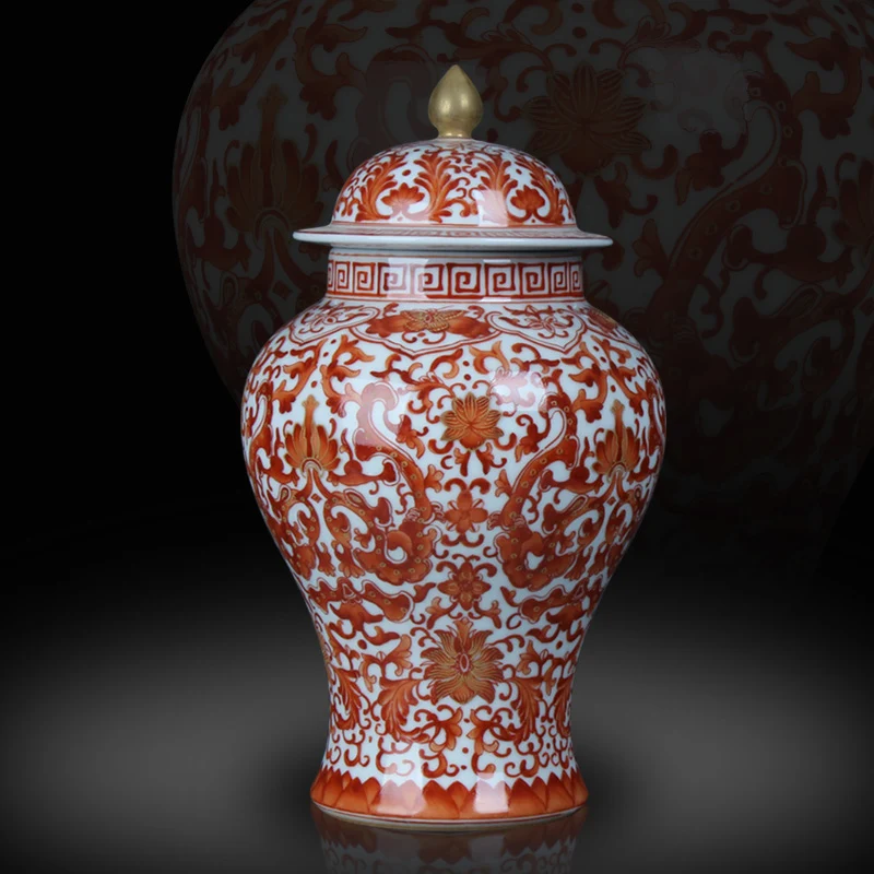 Jingdezhen antique ceramic red golden binding flowers general tank small ornament Chinese decoration study antique crafts
Jingdezhen antique ceramic red golden binding flowers general tank small ornament Chinese decoration study antique crafts