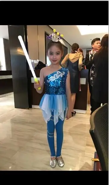 Children's Fish Show Clothes Flying Fish Dance Show Haw Fish Leap Stage Show Clothes Kids Latin Blue Dress
Children's Fish Show Clothes Flying Fish Dance Show Haw Fish Leap Stage Show Clothes Kids Latin Blue Dress
