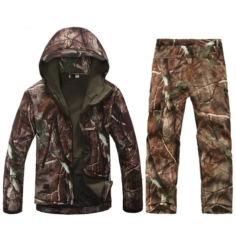Tactical Gear Softshell Camouflage Jackets Men Army Waterproof Warm Camo Clothes Windbreaker Fleece Coat Military Jacket Armband
Tactical Gear Softshell Camouflage Jackets Men Army Waterproof Warm Camo Clothes Windbreaker Fleece Coat Military Jacket Armband