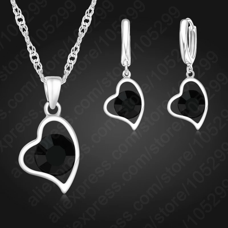 Женский ювелирный комплект из серебра 2020 пробы, с фианитом
Женский ювелирный комплект из серебра 2020 пробы, с фианитом