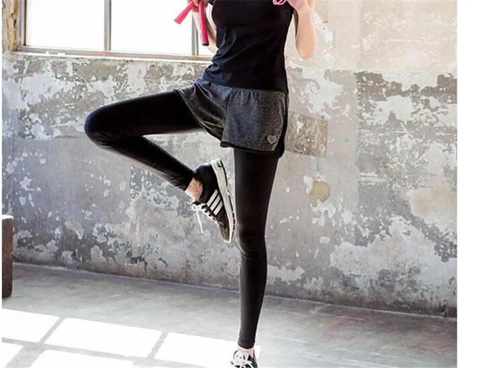 Women Running Compression Tights Hips Fake Two Pieces Pants Fitness Black&Gray Female Pants Quick Dry Elastic Girls Trousers
Women Running Compression Tights Hips Fake Two Pieces Pants Fitness Black&Gray Female Pants Quick Dry Elastic Girls Trousers
