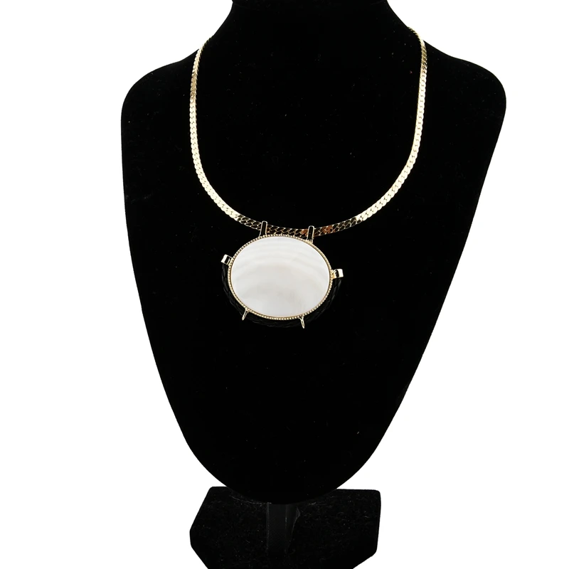 ATTRACTTO Vintage Gold Choker Necklaces Women Big Natural Stone Necklaces&Pendants Ethnic Jewelry Statement Necklace SNE160159
ATTRACTTO Vintage Gold Choker Necklaces Women Big Natural Stone Necklaces&Pendants Ethnic Jewelry Statement Necklace SNE160159