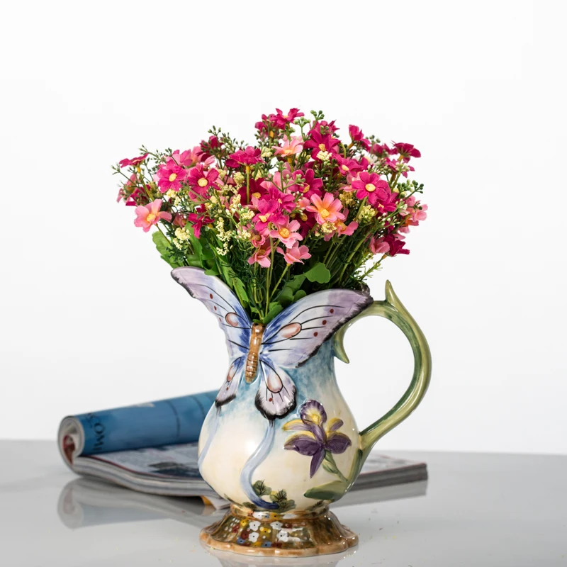 European Pastoral Style Flowers Butterfly White Swan Flowers Vases Ceramic Vase Ornaments Simple Milk Jar Vase Home Decor R1904
European Pastoral Style Flowers Butterfly White Swan Flowers Vases Ceramic Vase Ornaments Simple Milk Jar Vase Home Decor R1904