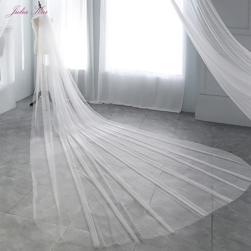 Julia Kui In Stock wholesale/retail 100% Elegant Tulle 3 Meters Long Wedding Veil With Comb Wedding Accessories
Julia Kui In Stock wholesale/retail 100% Elegant Tulle 3 Meters Long Wedding Veil With Comb Wedding Accessories