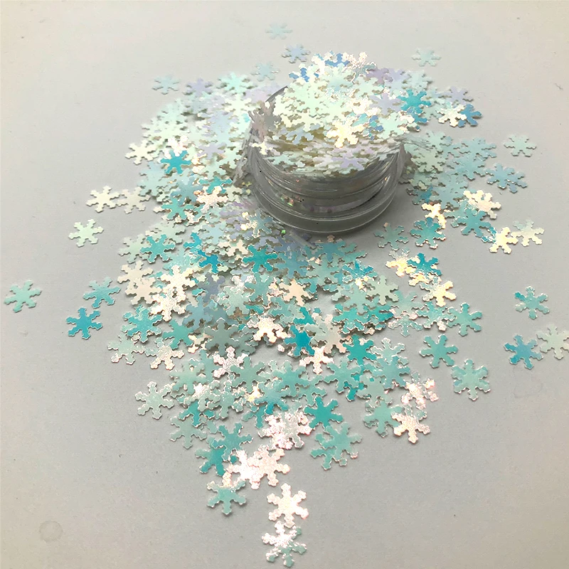 New Holographic Laser Rainbow Snowflake Chunky Glitter Flakes Nail Art Imagination Snow Flower Sequins Festival Party Decoration
New Holographic Laser Rainbow Snowflake Chunky Glitter Flakes Nail Art Imagination Snow Flower Sequins Festival Party Decoration