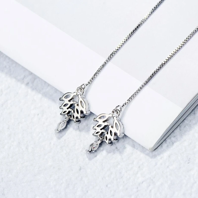 WYEAIIR Literary Leaves Simple Fresh Zircon Long Tassel 925 Sterling Silver Female Dangle Earrings
WYEAIIR Literary Leaves Simple Fresh Zircon Long Tassel 925 Sterling Silver Female Dangle Earrings