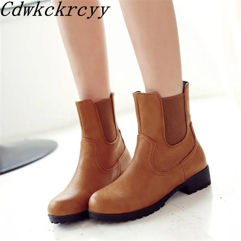 Women Boots winter New pattern fashion Round head Leisure time Women Boots Cashmere Keep warm Student Martin boots size 34-43
Women Boots winter New pattern fashion Round head Leisure time Women Boots Cashmere Keep warm Student Martin boots size 34-43