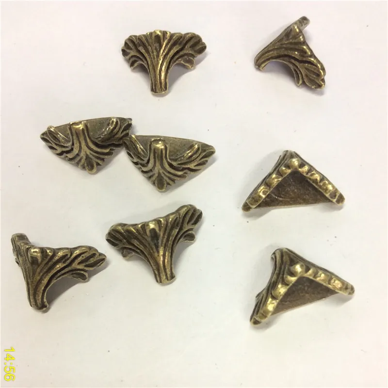 Corner Protectors Bronze Tone,Case Box Corners For Furniture Decoration ,19x11mm,30Pcs
Corner Protectors Bronze Tone,Case Box Corners For Furniture Decoration ,19x11mm,30Pcs