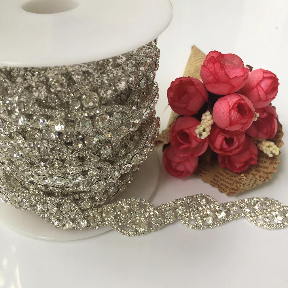 5Yards Sew On Rhinestone Trim Gold Silver Rose Gold Crystal Applique DIY Crafts Supplies For Bridal Dress
5Yards Sew On Rhinestone Trim Gold Silver Rose Gold Crystal Applique DIY Crafts Supplies For Bridal Dress