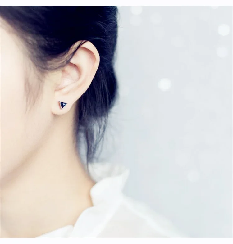 Wholesale Sterling Silver Jewelry Earrings 925 Sterling Silver Triangle Stud Earrings Brincos Pendientes de plata
Wholesale Sterling Silver Jewelry Earrings 925 Sterling Silver Triangle Stud Earrings Brincos Pendientes de plata