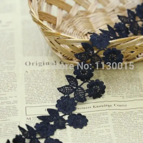 15yards/lot White Black Polyester Flower Lace Trim Appliques 5cm Width Embroidered Net Home DIY Applique Ribbon Sewing Craft
15yards/lot White Black Polyester Flower Lace Trim Appliques 5cm Width Embroidered Net Home DIY Applique Ribbon Sewing Craft