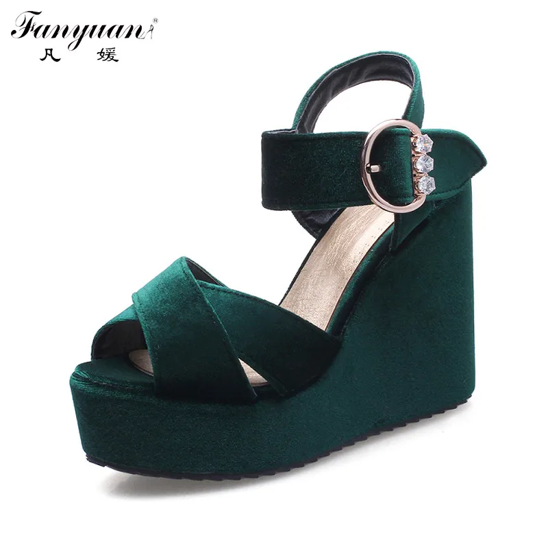 Fanyuan Stylish Plus Size Soft Pleuche Ankle Strap Sandals Platform Shoes Women Plus Size Sweet Light Shoes 2017 Summer Sandals
Fanyuan Stylish Plus Size Soft Pleuche Ankle Strap Sandals Platform Shoes Women Plus Size Sweet Light Shoes 2017 Summer Sandals