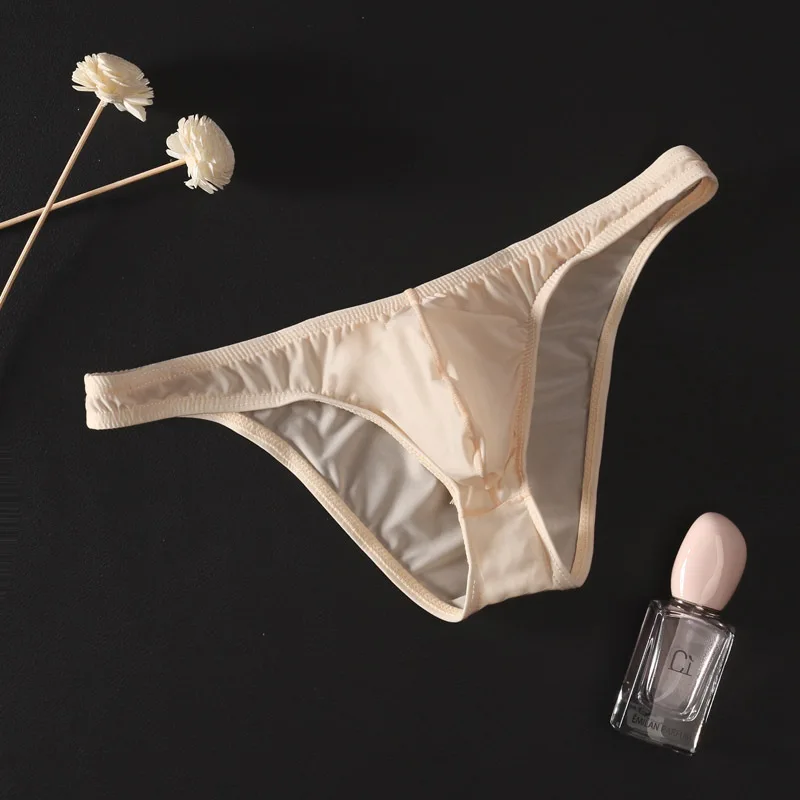 new hot Men Brief Breathable Sexy Ice Silk Underpants Perspective Erotic Sexy Underwear mens briefs
new hot Men Brief Breathable Sexy Ice Silk Underpants Perspective Erotic Sexy Underwear mens briefs