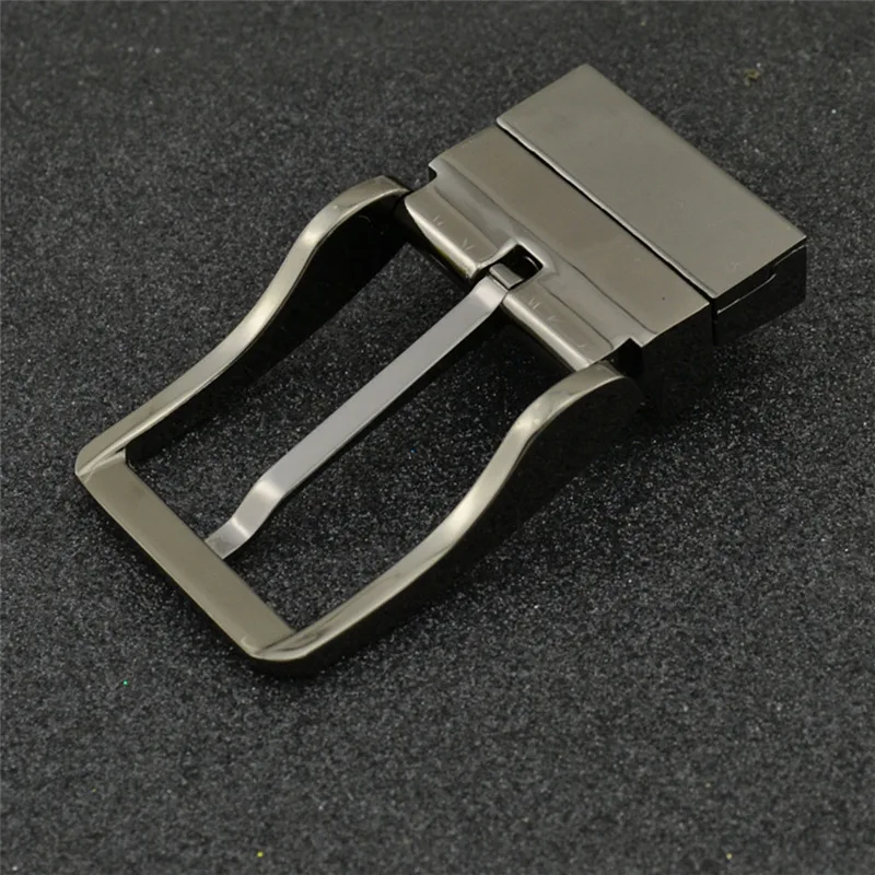 Pin Belt buckle Does not contain body Suitable for width of 3.3-3.5cm High quality alloy material Fashion casual
Pin Belt buckle Does not contain body Suitable for width of 3.3-3.5cm High quality alloy material Fashion casual