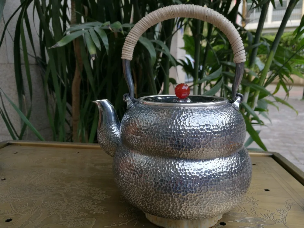 Soften Water, серебро 1300 пробы, G, телефон л, ручной свист воды, Южная Рубиновая чайник с подарочной коробкой
Soften Water, серебро 1300 пробы, G, телефон л, ручной свист воды, Южная Рубиновая чайник с подарочной коробкой