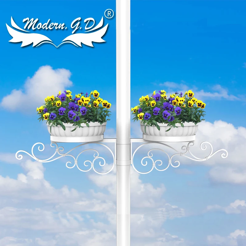 Vertical large garden hanging plastic pots landscaping lamp post flower ball planters
Vertical large garden hanging plastic pots landscaping lamp post flower ball planters