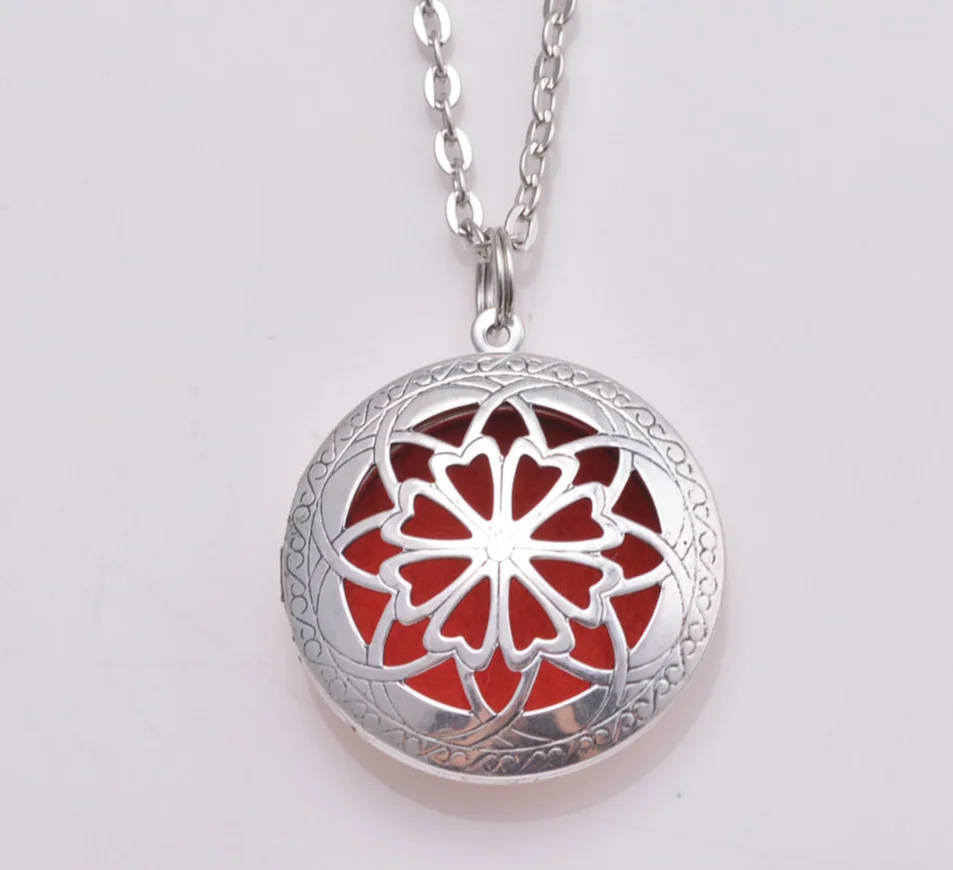 Wholesale 10pcs 32mm Round Essential Oil Diffuser Filigree Locket Necklace with Colorful Diffuser Pads For Aromatherapy Necklace
Wholesale 10pcs 32mm Round Essential Oil Diffuser Filigree Locket Necklace with Colorful Diffuser Pads For Aromatherapy Necklace