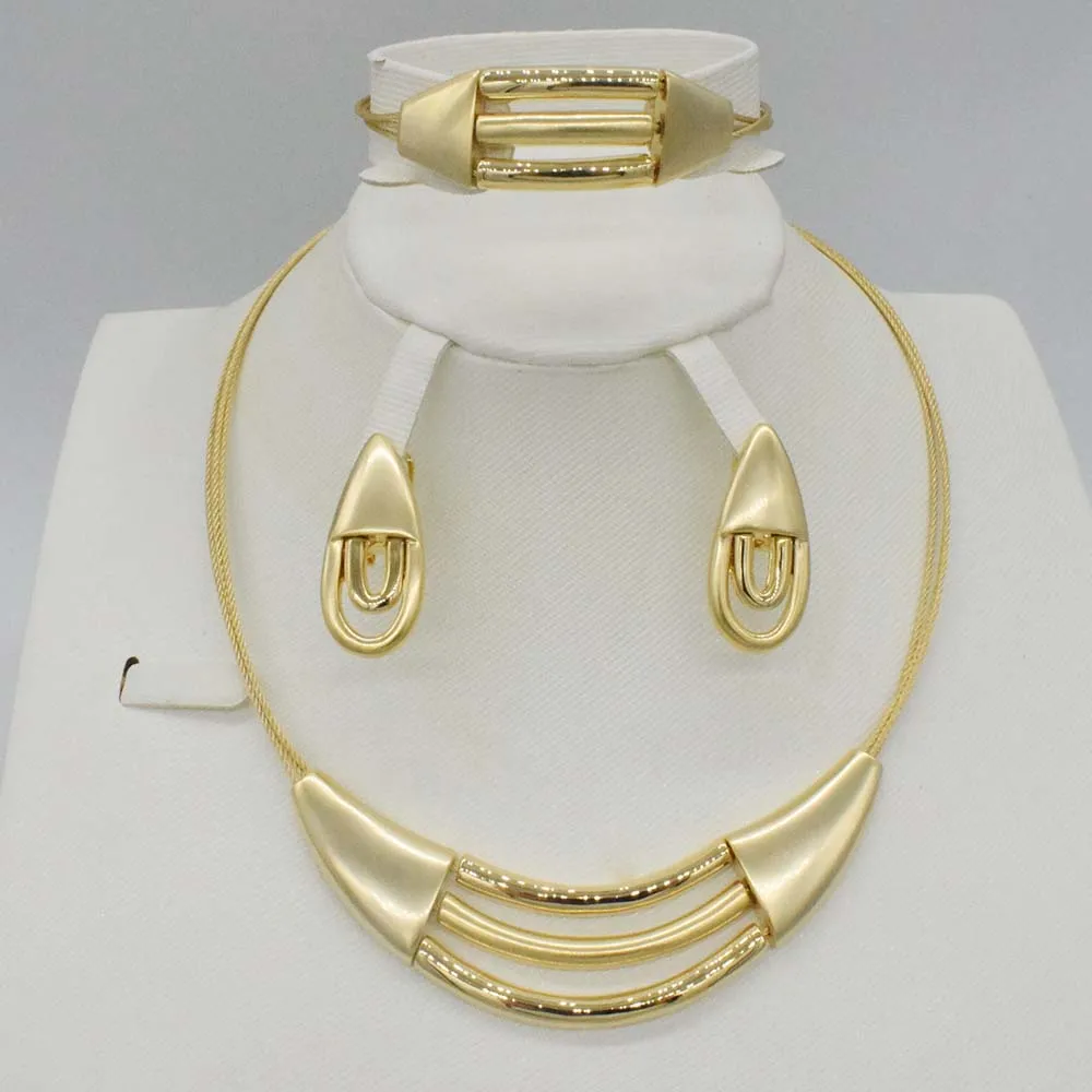 New High Quality Dubai 3color Jewelry Set gold color realNigerian Wedding African Jewelry Sets Parure Bijoux
New High Quality Dubai 3color Jewelry Set gold color realNigerian Wedding African Jewelry Sets Parure Bijoux