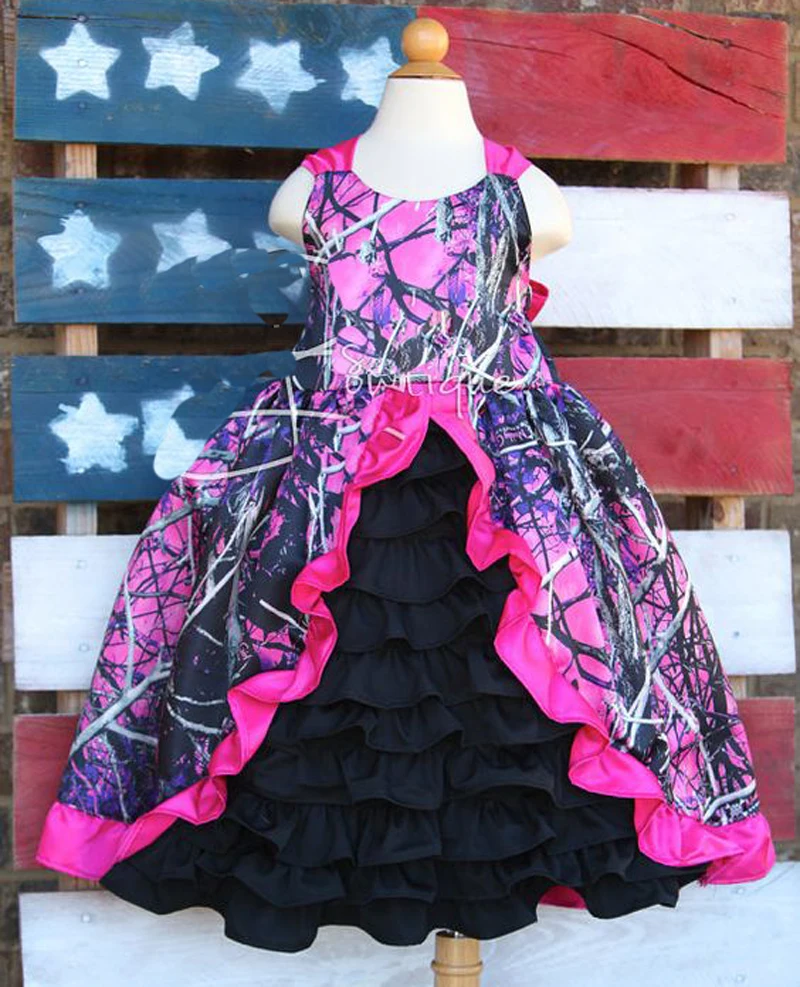 Cute Spaghetti Muddy Girl Satin Camo Flower Girl Dresses Black Formal Kids Camouflage Field Wedding Wear For Kids
Cute Spaghetti Muddy Girl Satin Camo Flower Girl Dresses Black Formal Kids Camouflage Field Wedding Wear For Kids