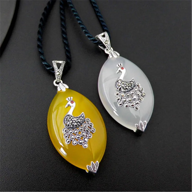 BESTLYBUY Real 925 Sterling Silver Jewelry Thai Silver Retro Yellow & White Agates Peacock Pendant for Women Without Chain
BESTLYBUY Real 925 Sterling Silver Jewelry Thai Silver Retro Yellow & White Agates Peacock Pendant for Women Without Chain