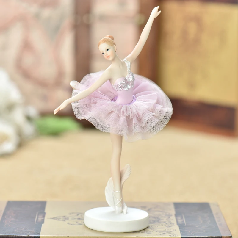 1pcs modern Resin Ballet girl Creative Dancer miniature figurines table top arts and crafts home decoration birthday present
1pcs modern Resin Ballet girl Creative Dancer miniature figurines table top arts and crafts home decoration birthday present