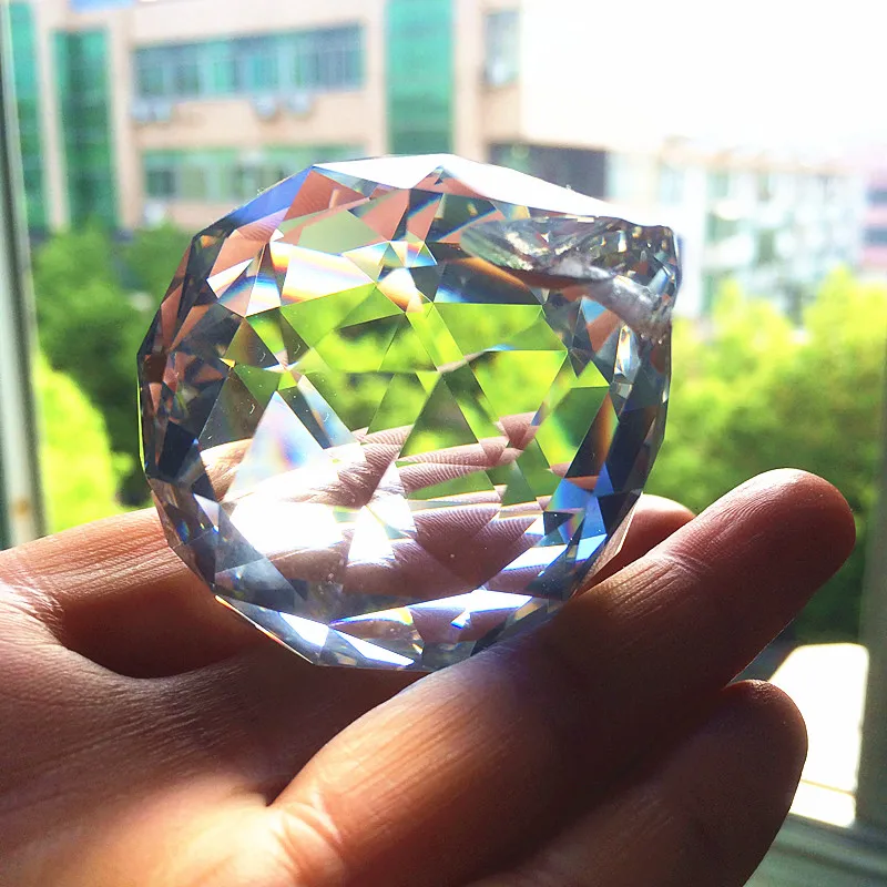 20PCS/lot,Free shipping 50mm crystal faceted ball,crystal chandelier ball parts for wedding& fengshui products ,X-MAS decoration
20PCS/lot,Free shipping 50mm crystal faceted ball,crystal chandelier ball parts for wedding& fengshui products ,X-MAS decoration
