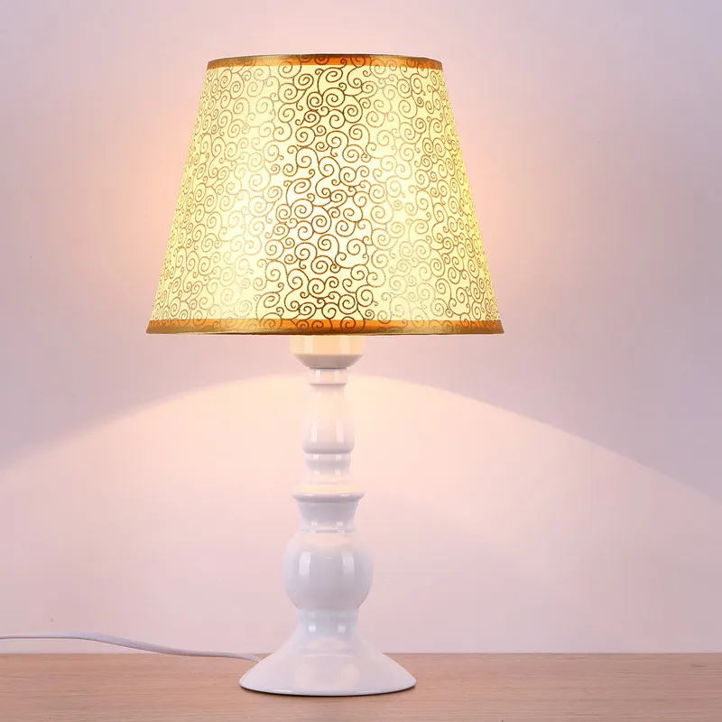 Fabrics Table Lamp Modern Art High Grade Eyeshield Desk Lamp For Home Bedroom Living Room Decoration Bedside Lamp
Fabrics Table Lamp Modern Art High Grade Eyeshield Desk Lamp For Home Bedroom Living Room Decoration Bedside Lamp