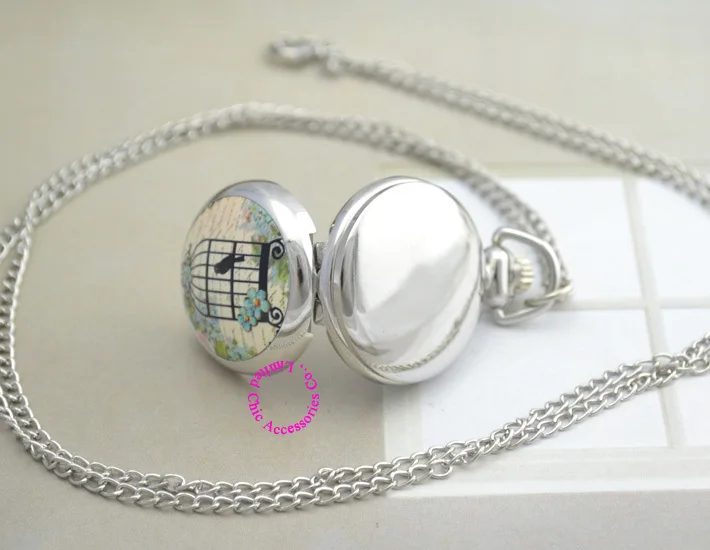 wholesale fashion women silver enamel bird cage pocket watch necklace birdcage drawing hour clock good antibrittle hot new
wholesale fashion women silver enamel bird cage pocket watch necklace birdcage drawing hour clock good antibrittle hot new
