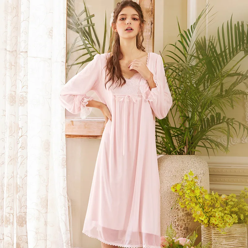 Autumn Sexy Lace Nightgown Women V-neck Lady Sleepwear Dress Woman Retro Cotton Nightdress Ice Silk Fashion Dressing Gown
Autumn Sexy Lace Nightgown Women V-neck Lady Sleepwear Dress Woman Retro Cotton Nightdress Ice Silk Fashion Dressing Gown