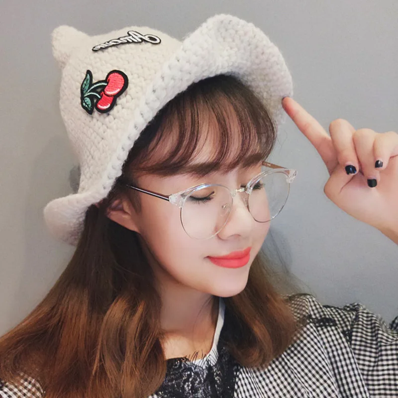New fashion autumn and winter knit hat Korean label wool hat student cute cartoon pointed pacifier cap small fresh women
New fashion autumn and winter knit hat Korean label wool hat student cute cartoon pointed pacifier cap small fresh women