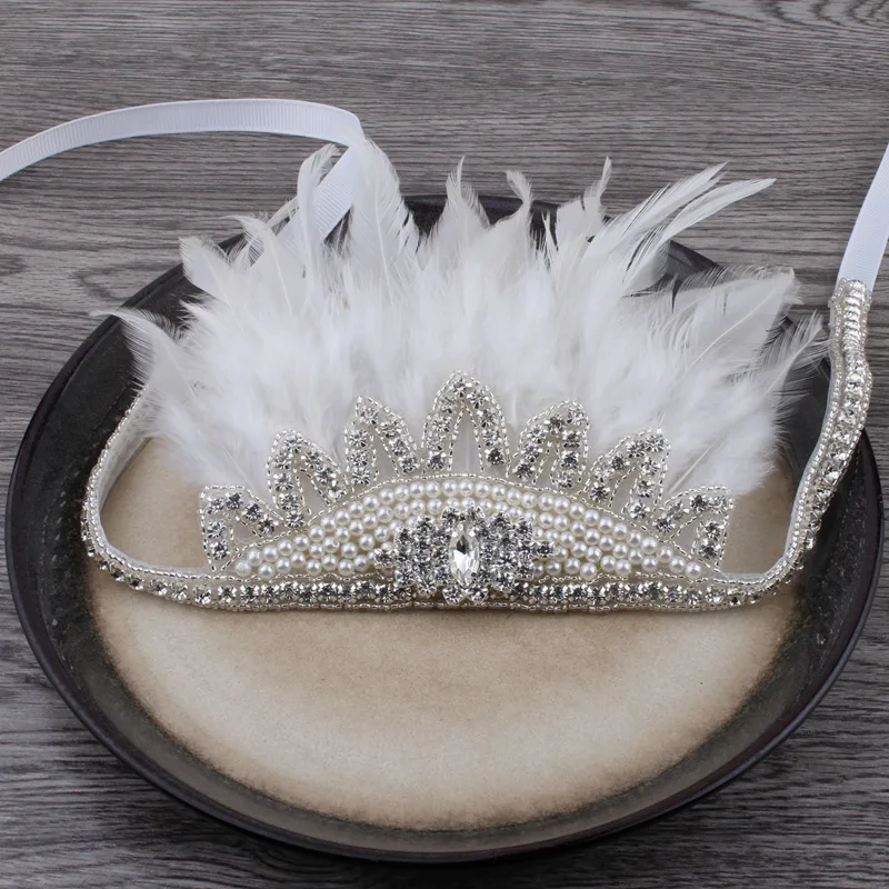 White/black/blue/Purple Women Feather Hair Accessories Exquisite Flapper Headband Wedding Bridal Headpiece Ornaments
White/black/blue/Purple Women Feather Hair Accessories Exquisite Flapper Headband Wedding Bridal Headpiece Ornaments