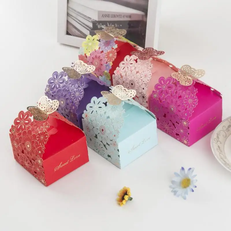 100pcs Hot Sale New Laser Hollow Butterfly Buckle Laser Design Candy Box Wedding Gift Bags Candy And Gift Boxes Party Cadeau Sac
100pcs Hot Sale New Laser Hollow Butterfly Buckle Laser Design Candy Box Wedding Gift Bags Candy And Gift Boxes Party Cadeau Sac