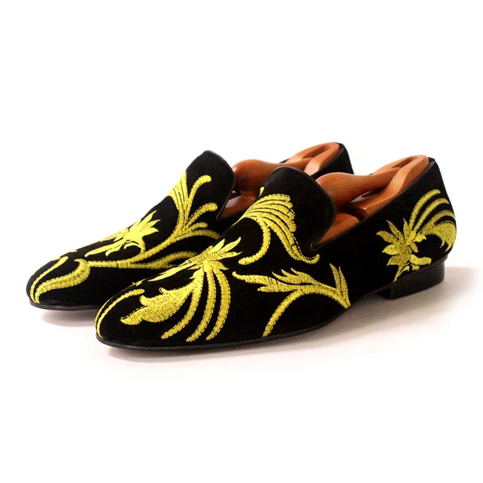 2017 Handmade gold embroidery suede leather comfortable loafers luxury casual style flower print men's flats drop shipping EU45
2017 Handmade gold embroidery suede leather comfortable loafers luxury casual style flower print men's flats drop shipping EU45