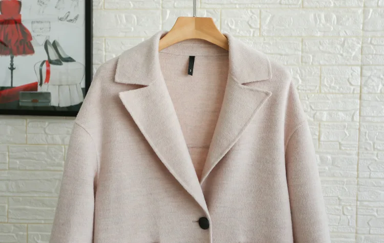 Women Wool Coat 2018 New Fashion High Quality Dessigner Woolen Coat Winter Long Design Woolen Outerwear
Women Wool Coat 2018 New Fashion High Quality Dessigner Woolen Coat Winter Long Design Woolen Outerwear