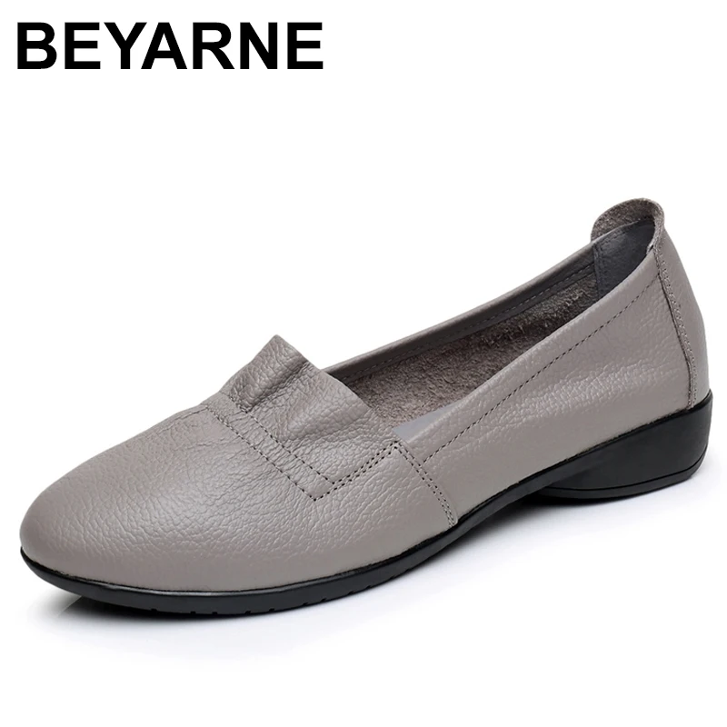 BEYARNE Genuine Leather Flat Shoes Woman Loafers Cowhide Flexible Spring Casual Shoes Women Flats Women Work Shoes Big SizeE354
BEYARNE Genuine Leather Flat Shoes Woman Loafers Cowhide Flexible Spring Casual Shoes Women Flats Women Work Shoes Big SizeE354