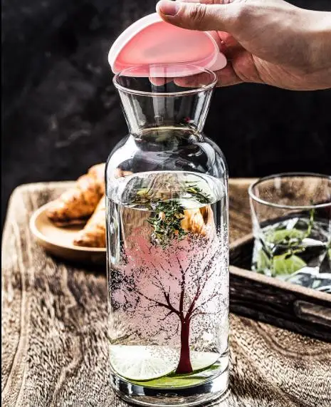 Cherry blossoms Discoloration Glass Cooling Bottle Household High Temperature Resistant Water Bottle Cooling Bottle 
Cherry blossoms Discoloration Glass Cooling Bottle Household High Temperature Resistant Water Bottle Cooling Bottle