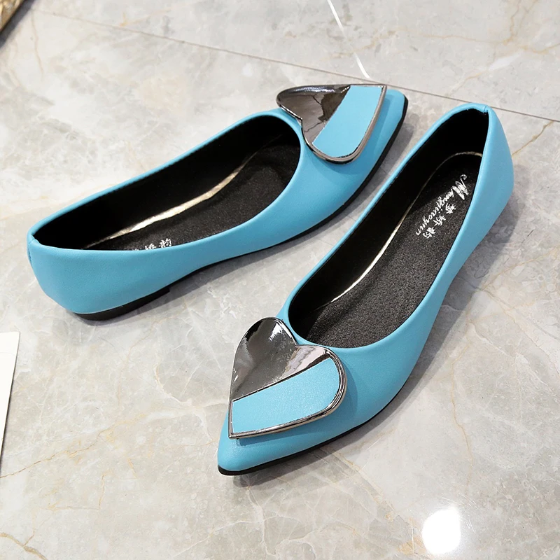 Plus Size Pointed Toe Casual Shoes Female Loafers Boat Shoes Woman Flats Heart Buckle Women Shoes Shallow Slip on Ladies Shoes
Plus Size Pointed Toe Casual Shoes Female Loafers Boat Shoes Woman Flats Heart Buckle Women Shoes Shallow Slip on Ladies Shoes