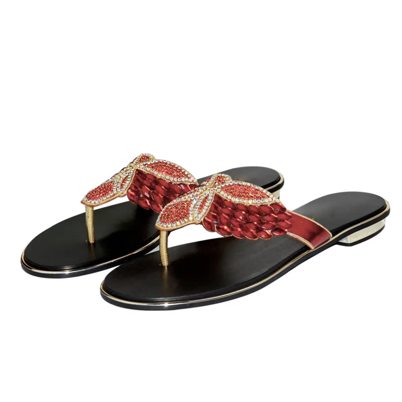 Women Flip-flops Summer New Rhinestone Slippers Casual Fashion Comfortable Flat Bottom Thick Heel Large Size Slippers
Women Flip-flops Summer New Rhinestone Slippers Casual Fashion Comfortable Flat Bottom Thick Heel Large Size Slippers