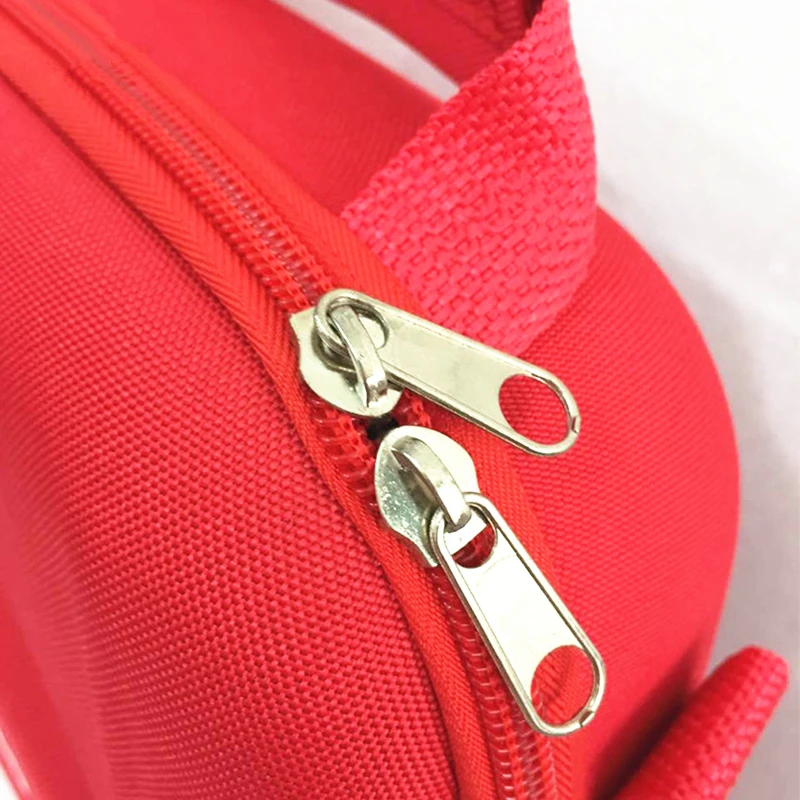 600D Nylon Striking Cross Symbol High-density Ripstop Sports Camping Home Medical Emergency Survival First Aid Kit Bag Outdoors
600D Nylon Striking Cross Symbol High-density Ripstop Sports Camping Home Medical Emergency Survival First Aid Kit Bag Outdoors