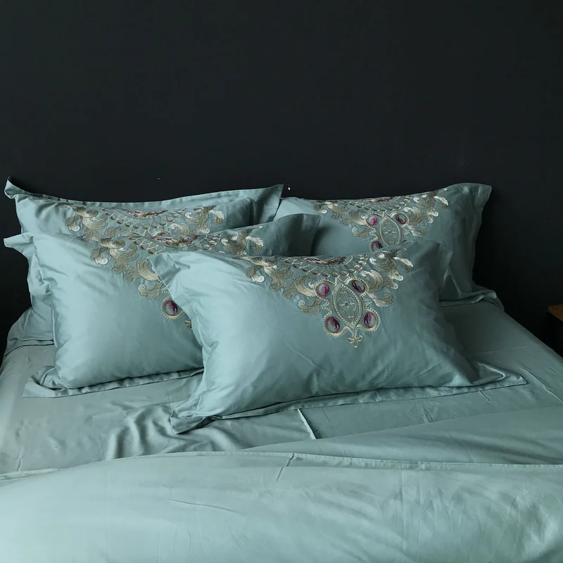 4pcs Luxury Egypt cotton Satin Elegant flowers Bedding set Embroidery Duvet cover set Bed Sheet Pillowcases Queen King size
4pcs Luxury Egypt cotton Satin Elegant flowers Bedding set Embroidery Duvet cover set Bed Sheet Pillowcases Queen King size