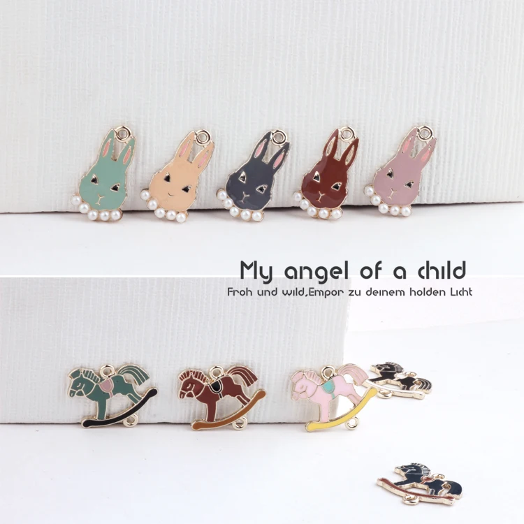 30pcs/lot alloy drop oil cartoon beads rabbits heads/horse shape metal floating locket charms diy jewelry decoration pendants
30pcs/lot alloy drop oil cartoon beads rabbits heads/horse shape metal floating locket charms diy jewelry decoration pendants