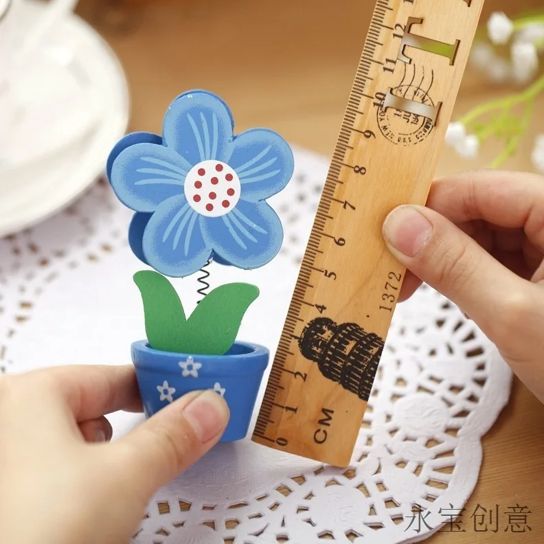1 PCS Lovely Creative Little Flower Hood Wooden Crafts Memo Clamp Photo Clip Note Holder for Office Study Room Decoration
1 PCS Lovely Creative Little Flower Hood Wooden Crafts Memo Clamp Photo Clip Note Holder for Office Study Room Decoration