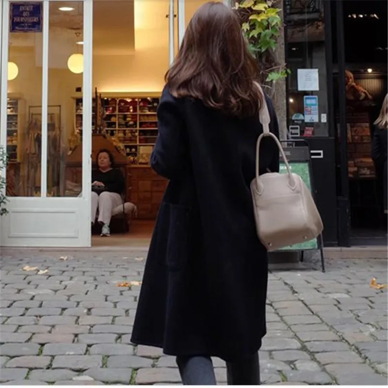 2018 New Spring and Autumn Woolen Coat Women lapel Jacket Women Wool Parka Han Edition Elegant Female Long Loose Outerwear A0604
2018 New Spring and Autumn Woolen Coat Women lapel Jacket Women Wool Parka Han Edition Elegant Female Long Loose Outerwear A0604