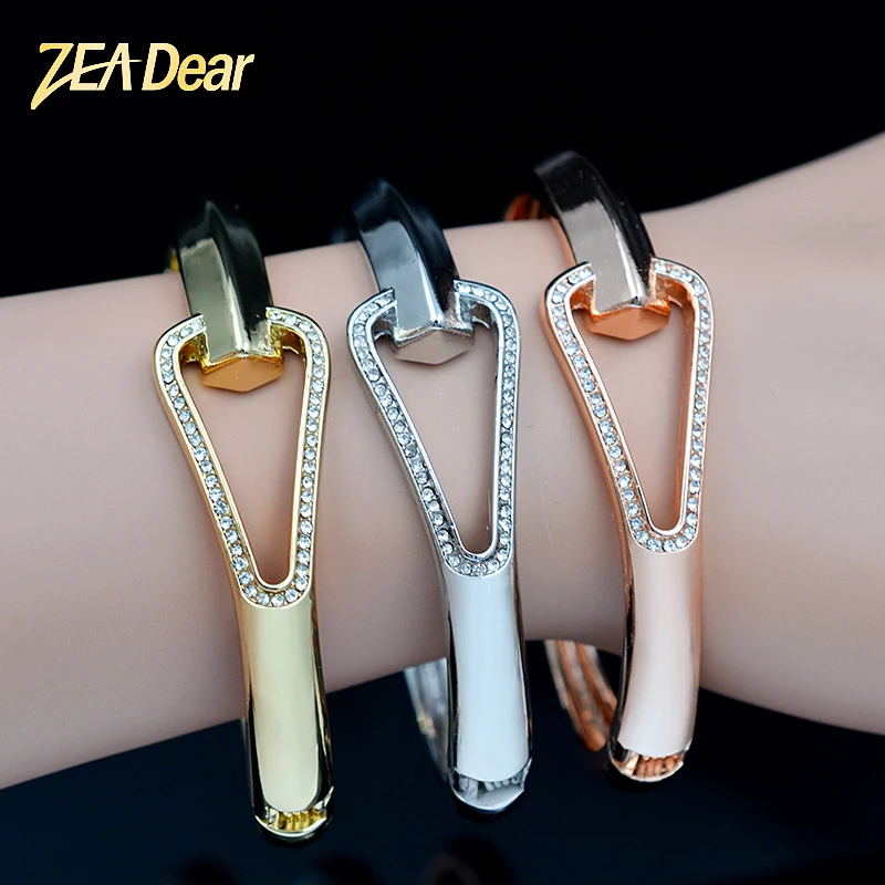 ZEA Dear Jewelry Bohemia Jewelry Round Bangle Sets For Women Dubai Cubic Zirconia Bracelet For Engagement Heart Jewelry Findings
ZEA Dear Jewelry Bohemia Jewelry Round Bangle Sets For Women Dubai Cubic Zirconia Bracelet For Engagement Heart Jewelry Findings